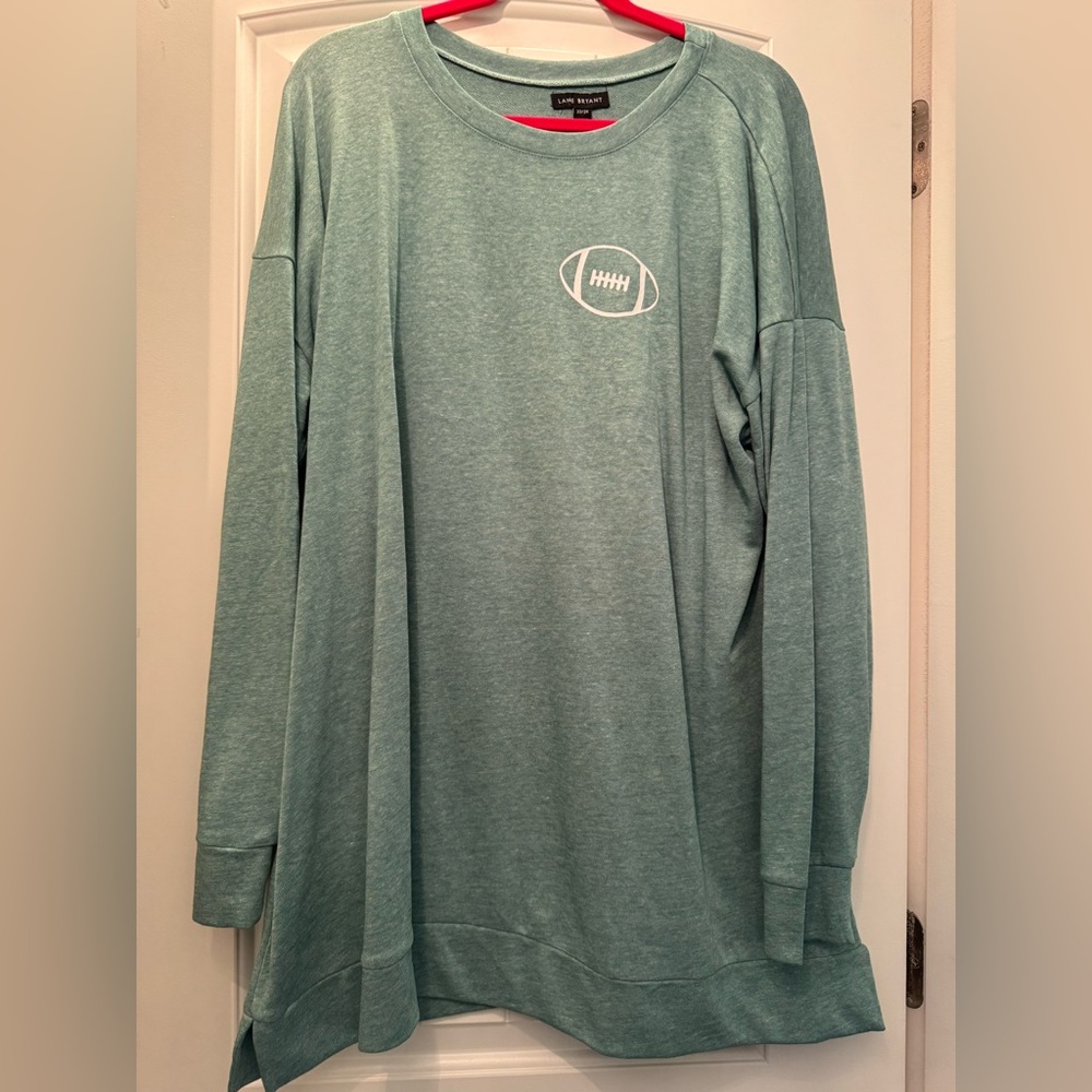 NWT, lightweight GAME DAY sweatshirt. Long sleeve.